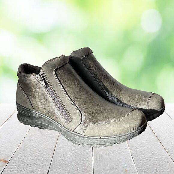 Easy Works by Easy Street Slip-On Slip Resistant Shoes (Size: 10M) - Picture 3 of 14